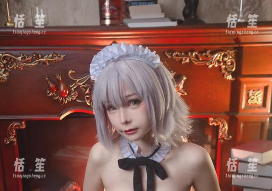 Kitkat Cosplay 一张Kitkat Cosplay的旗袍高清原图,都是我们的青春回忆吧!